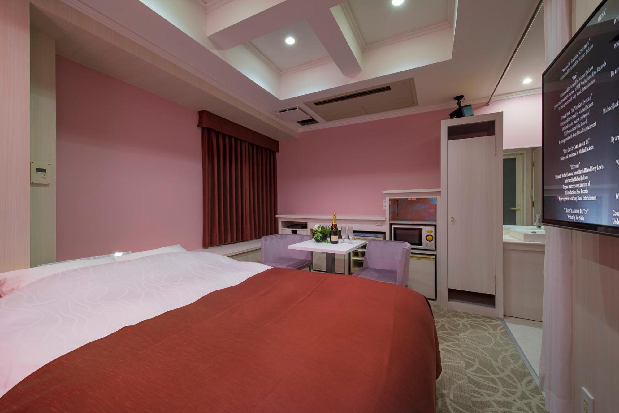 Hotel Eldia Luxury Sendai -Adult Only Bagian luar foto